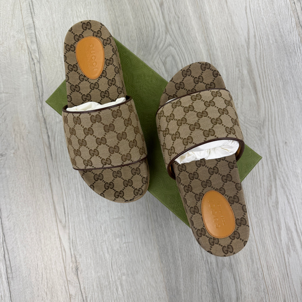 Gucci Men’s Beige GG Canvas Sliders