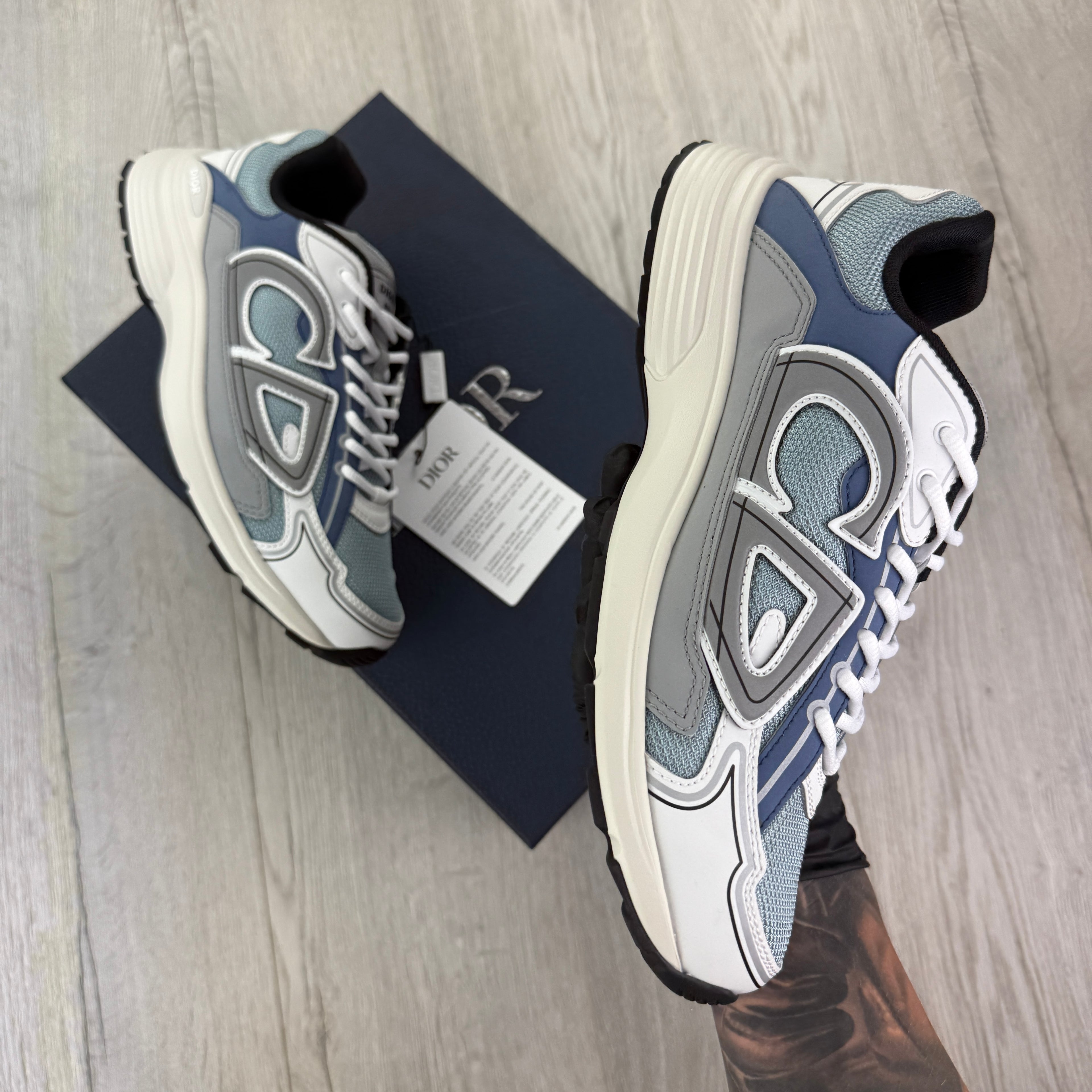 Dior B30 Men’s Baby Blue & White Trainers - 42 (Fit Uk 8)