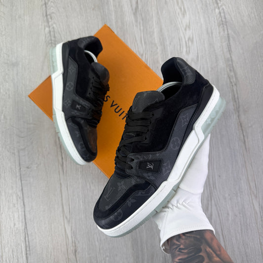 Louis Vuitton Men’s Black Low Trainers - Uk 10 (Fit 11)