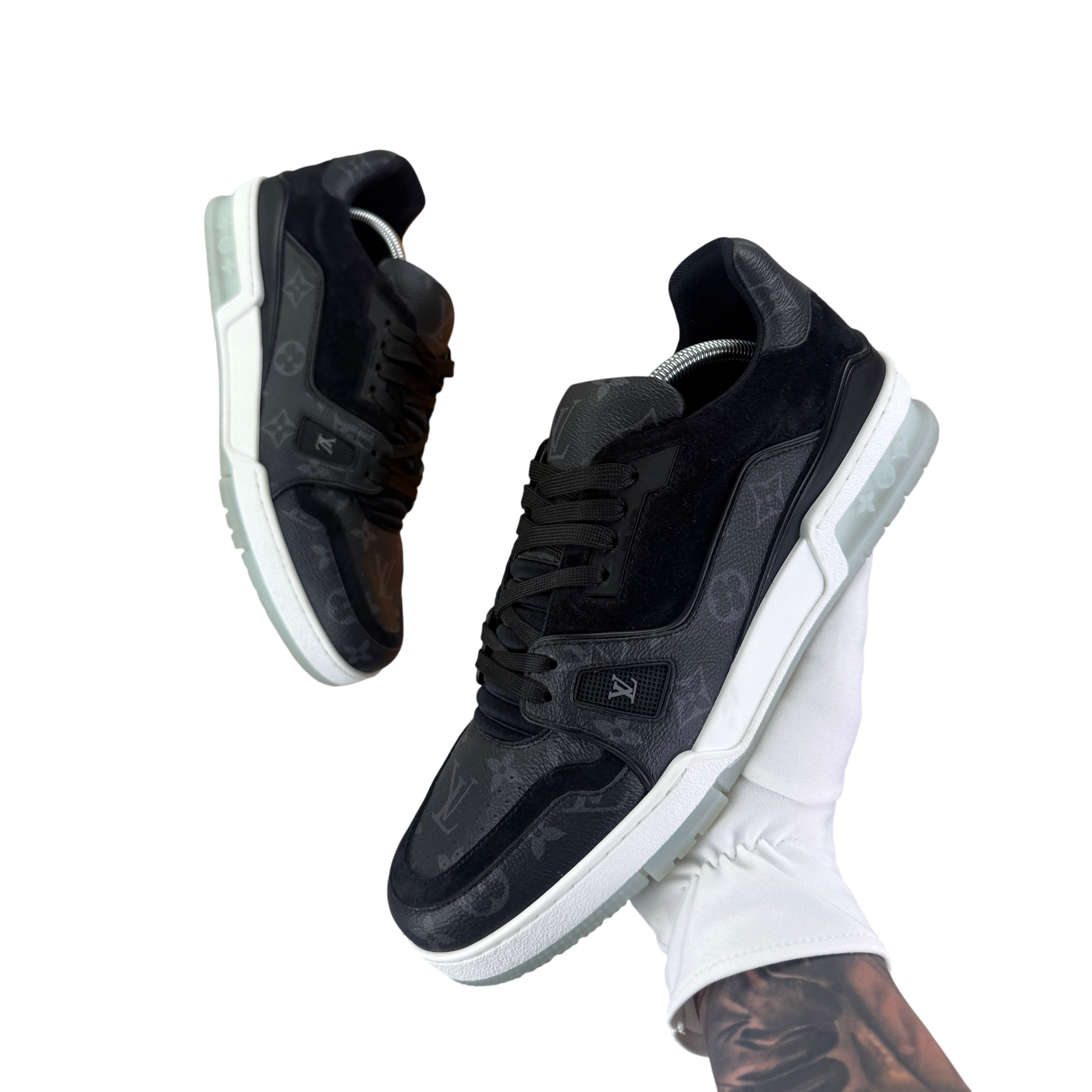 Louis Vuitton Men’s Black Low Trainers - Uk 10 (Fit 11)