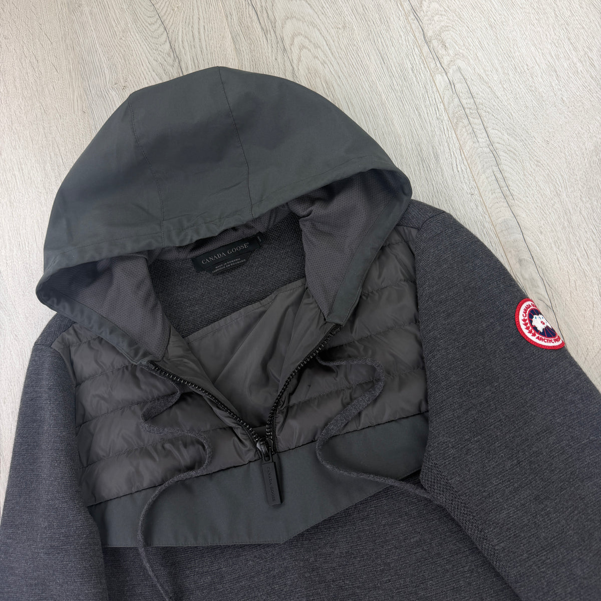 Canada Goose Men’s Grey 1/4 Zip Cardigan - Medium