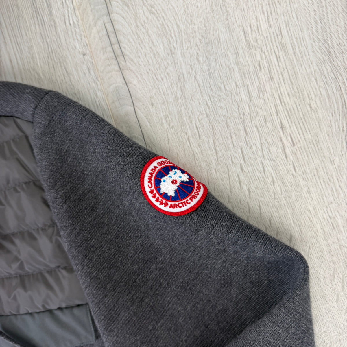Canada Goose Men’s Grey 1/4 Zip Cardigan - Medium