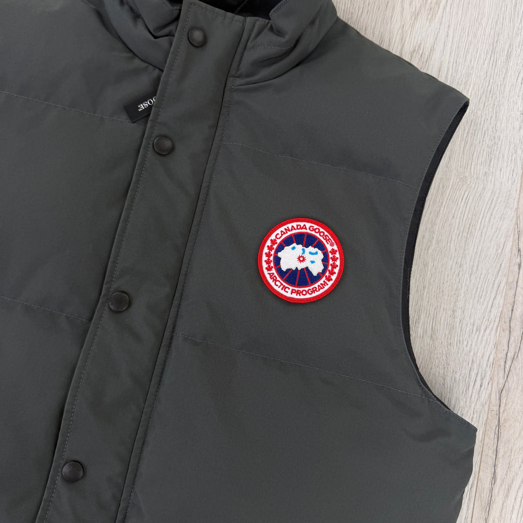 Canada Goose Men’s Graphite Freestyle Bodywarmer - Medium