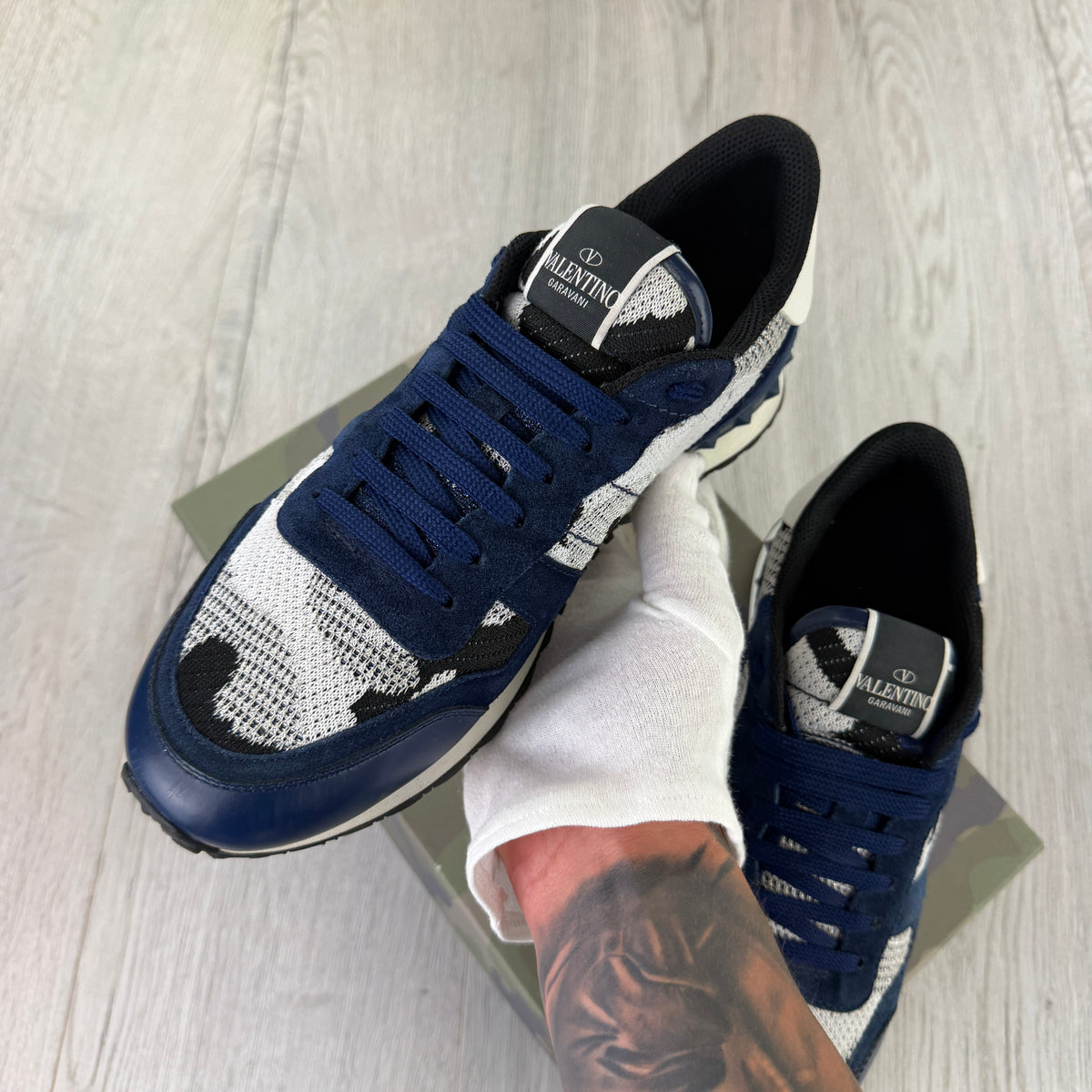 Valentino Men’s Navy Mesh Rockrunner Trainers - Uk 8