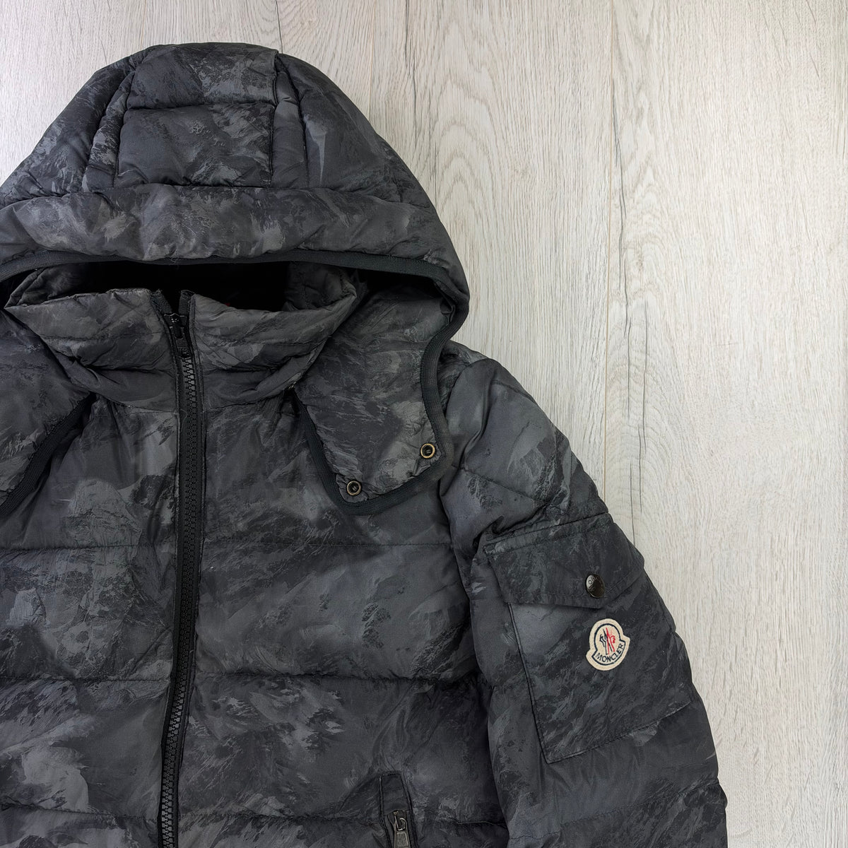 Moncler Hymalay Giubbotto Camo Down Puffer Jacket - Size 1