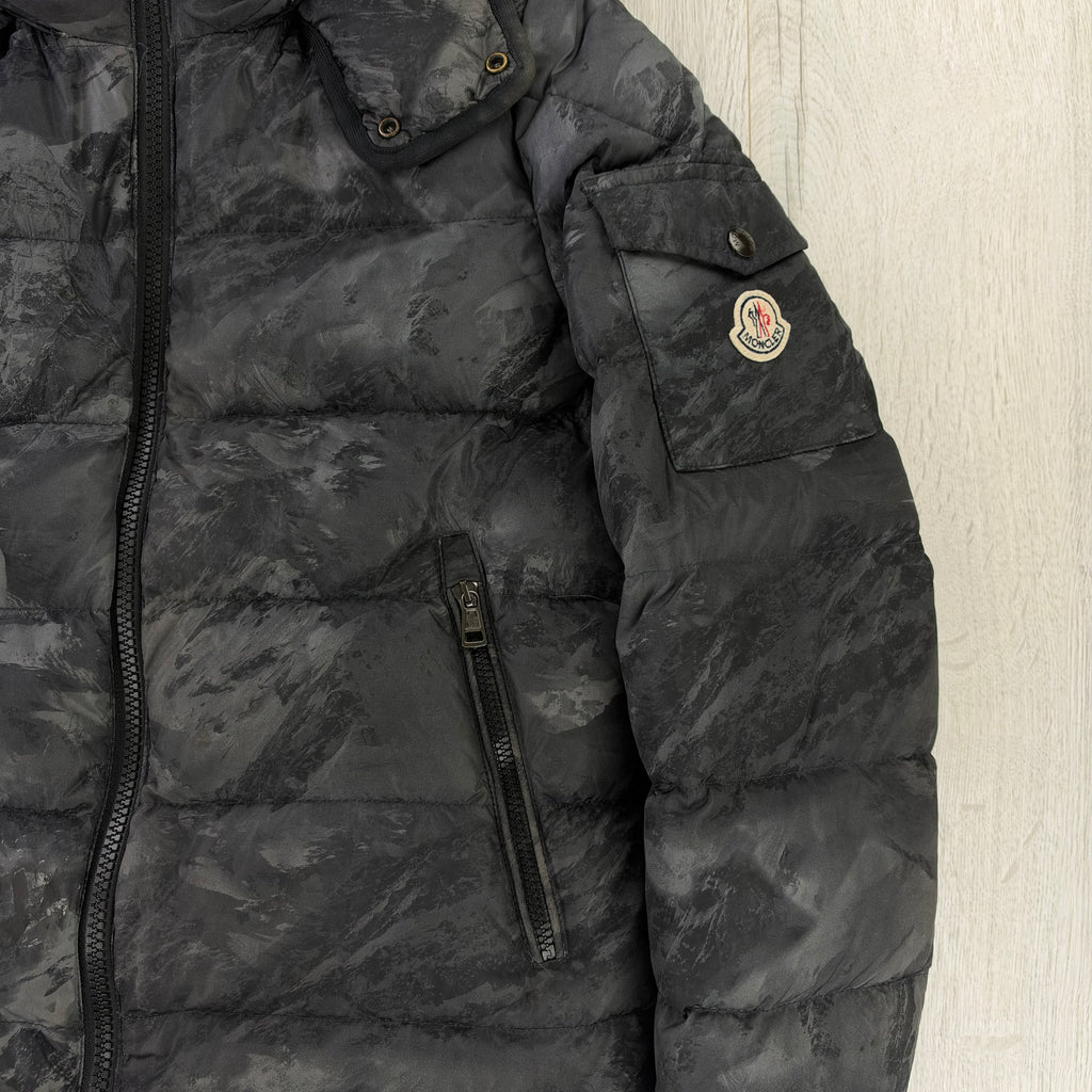 Moncler Hymalay Giubbotto Camo Down Puffer Jacket - Size 1