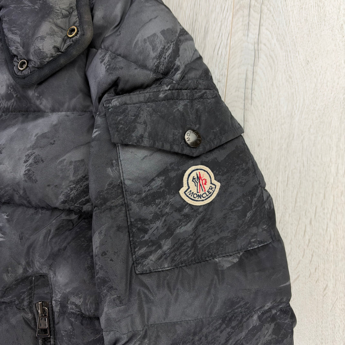 Moncler Hymalay Giubbotto Camo Down Puffer Jacket - Size 1