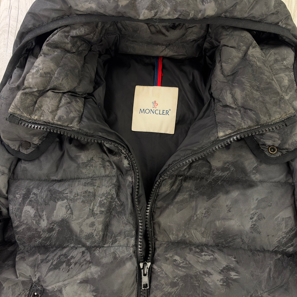 Moncler Hymalay Giubbotto Camo Down Puffer Jacket - Size 1