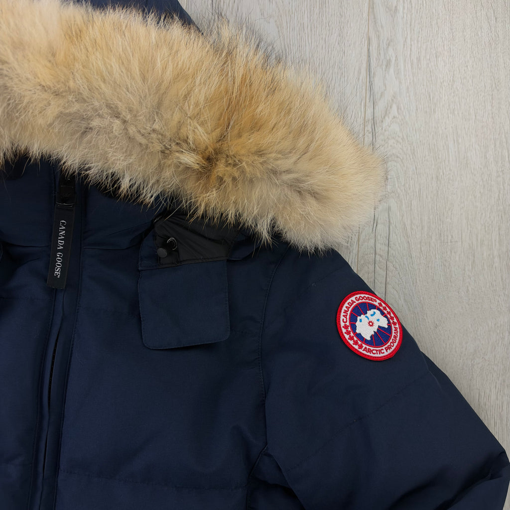 Canada Goose Women’s Navy Chelsea Parker Jacket - Medium