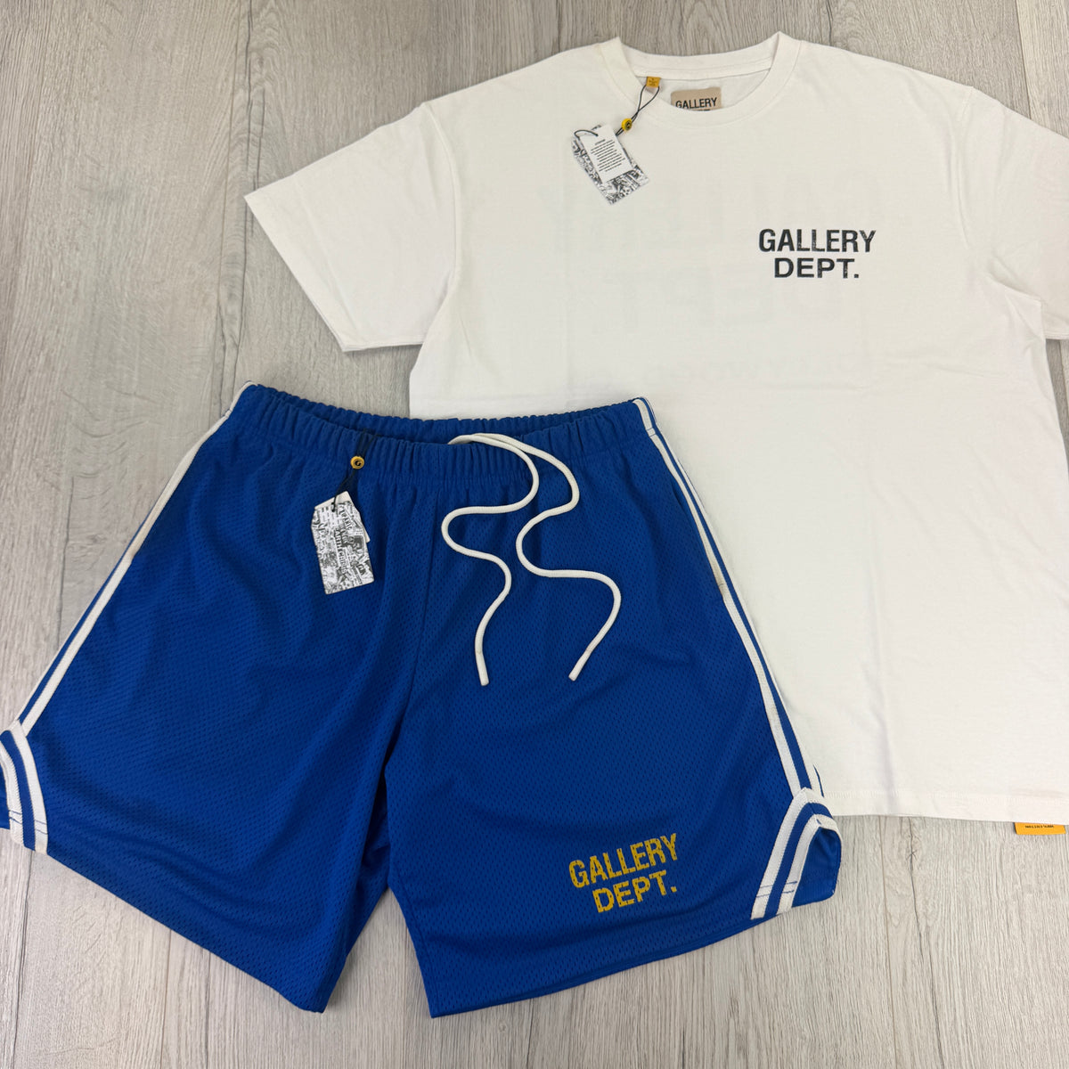 Gallery Dept Men’s White T-shirt & Shorts Set