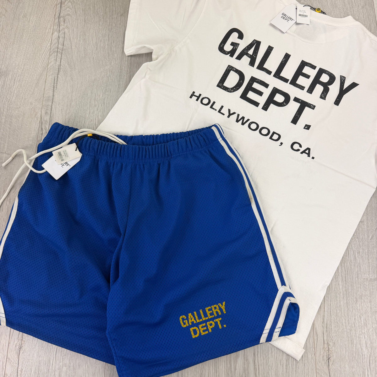 Gallery Dept Men’s White T-shirt & Shorts Set