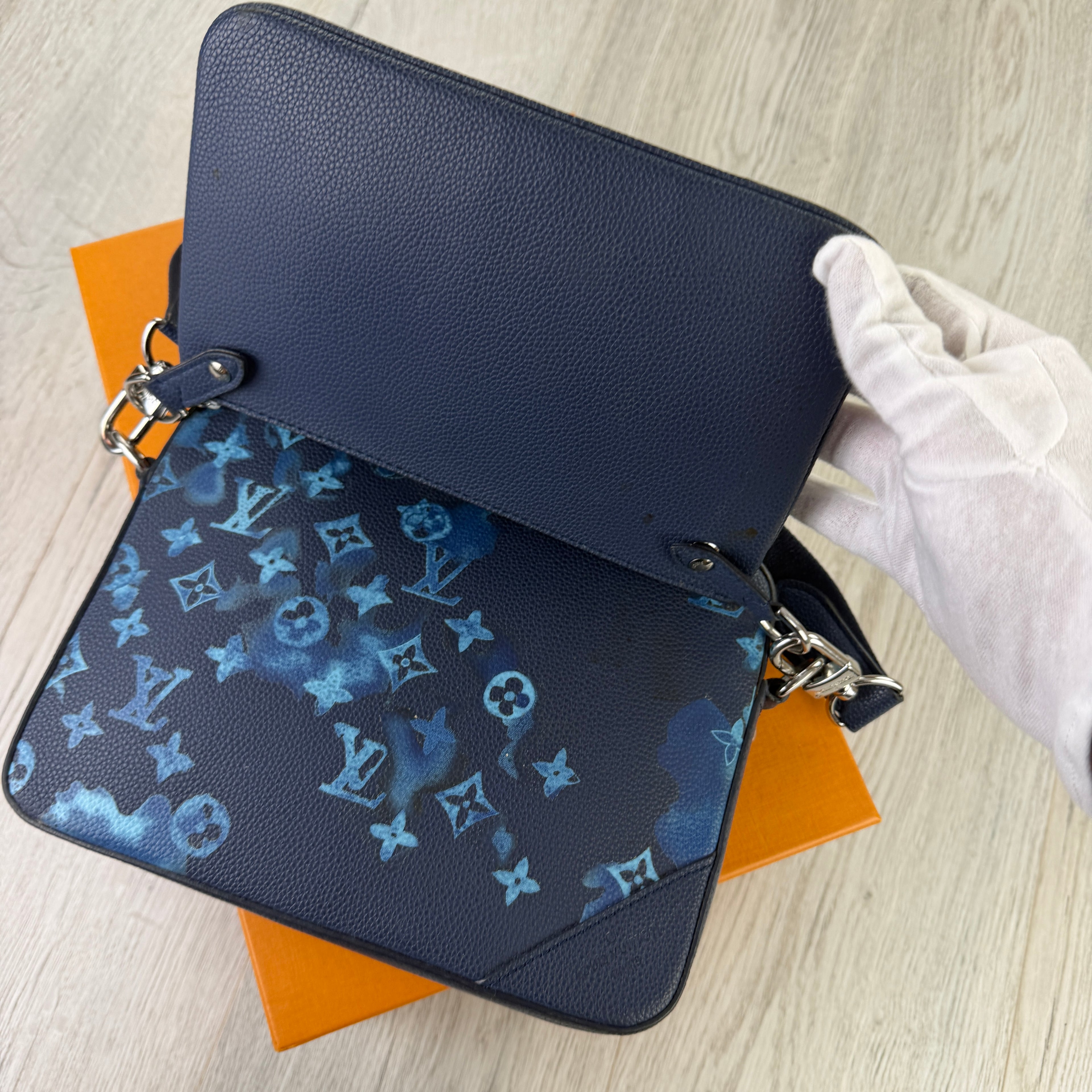 Louis Vuitton Men’s Watercolour Trio Messenger Bag