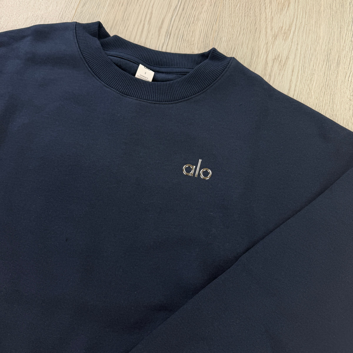 Alo Men’s Navy Crewneck & Straight Bottoms Tracksuit