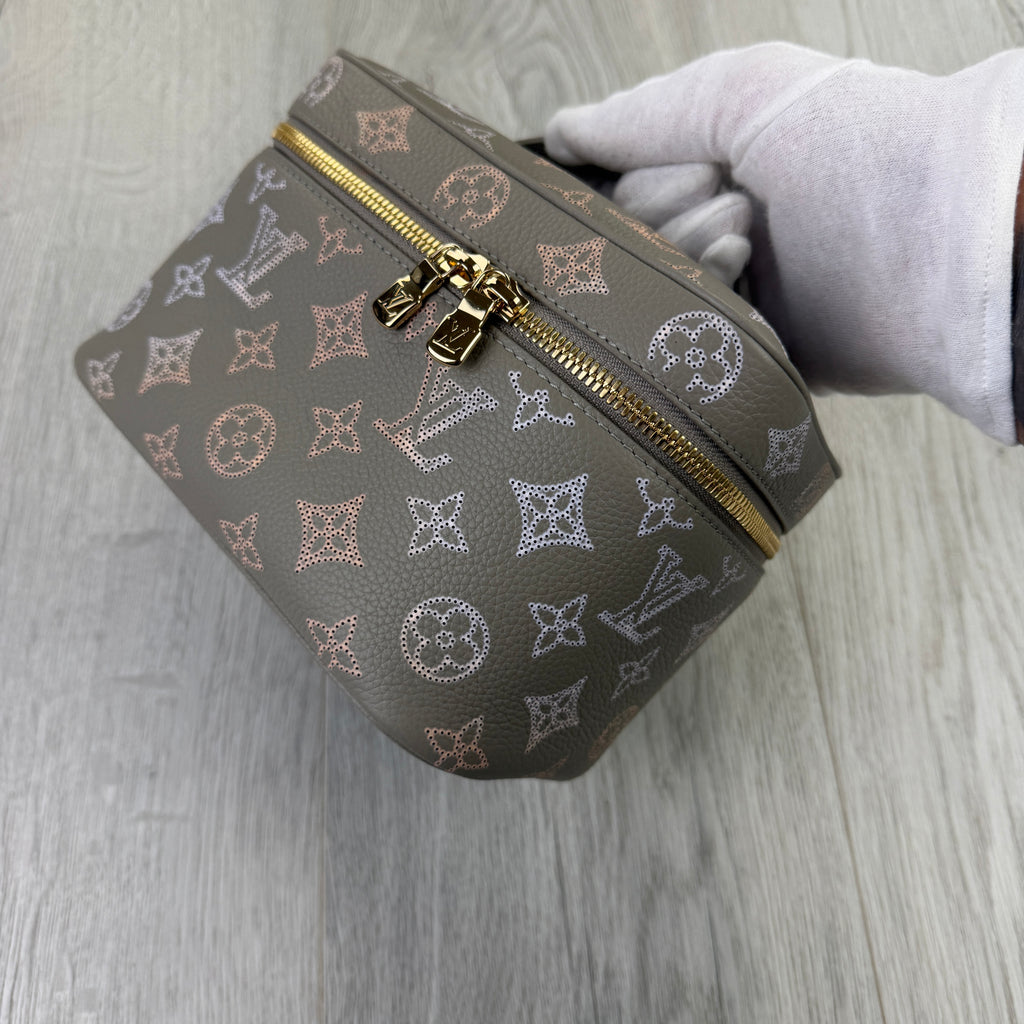 Louis Vuitton Women’s Nice Mini Toiletry Pouch
