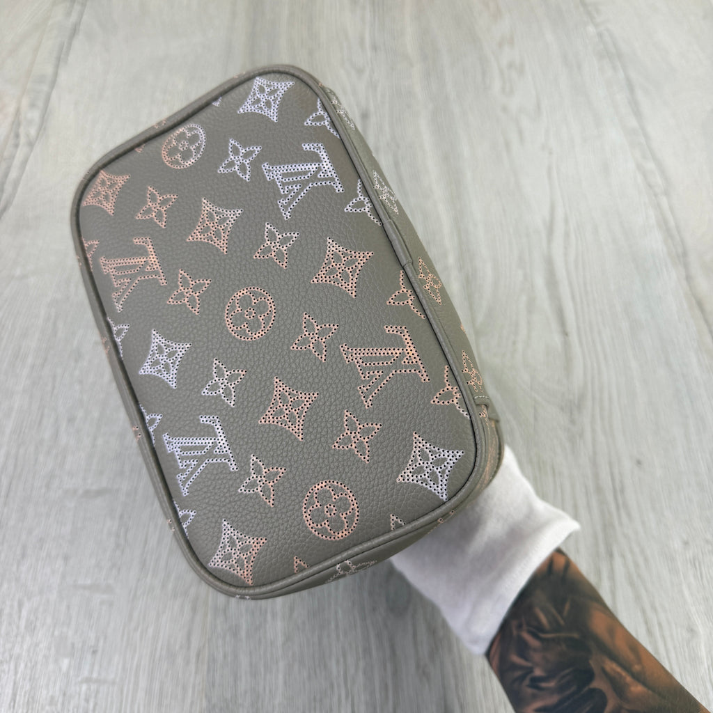 Louis Vuitton Women’s Nice Mini Toiletry Pouch