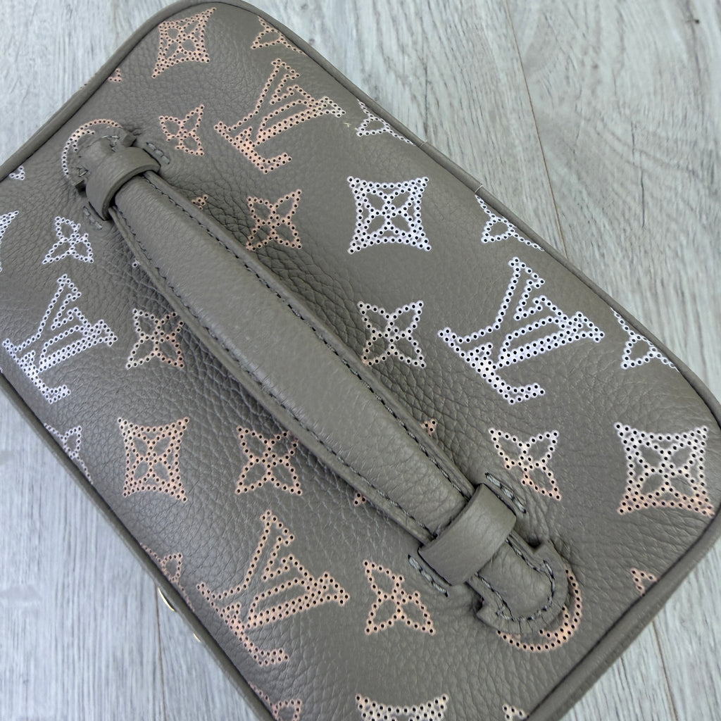 Louis Vuitton Women’s Nice Mini Toiletry Pouch