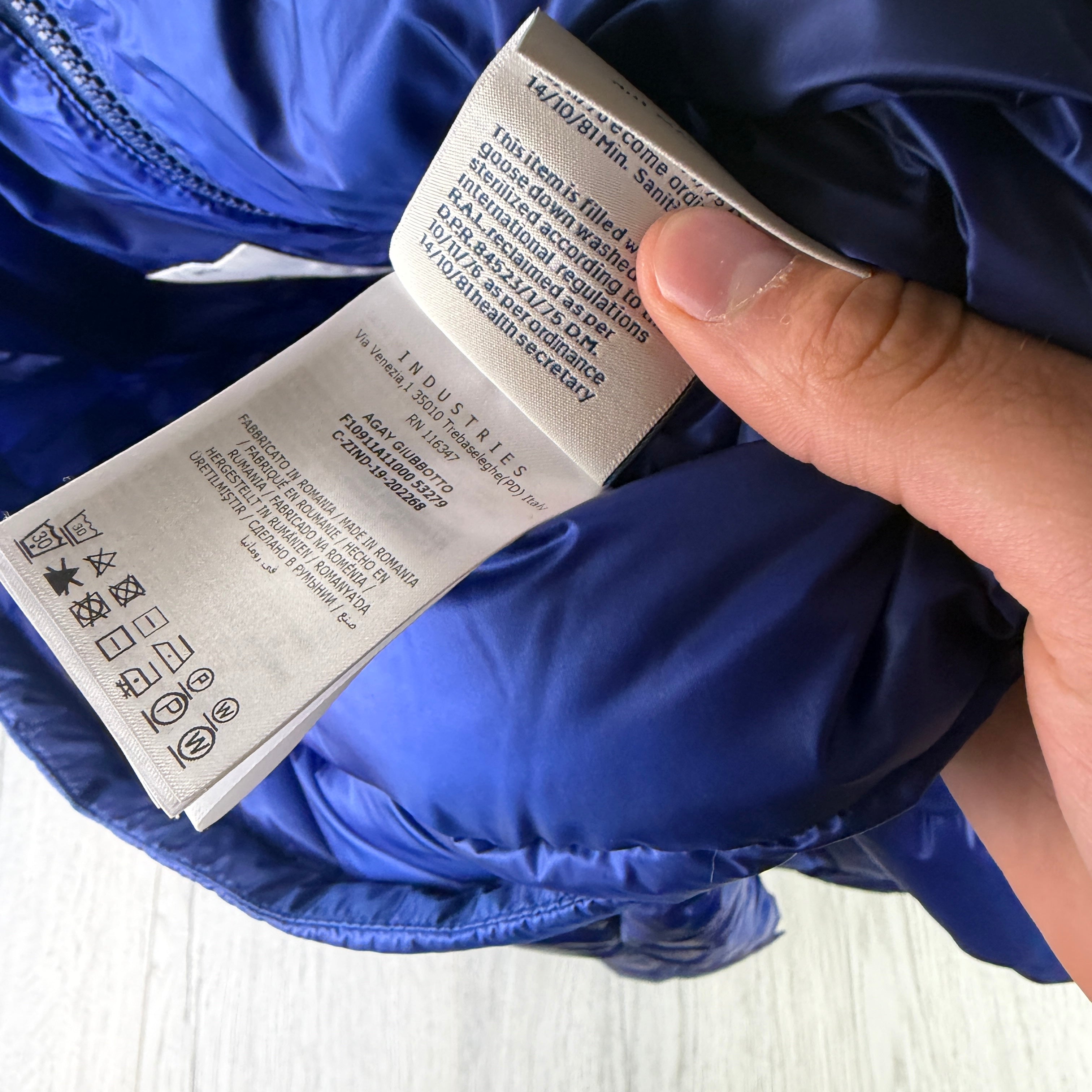 Moncler Agay Giubbotto Men’s Blue Puffer Jacket - Size 2