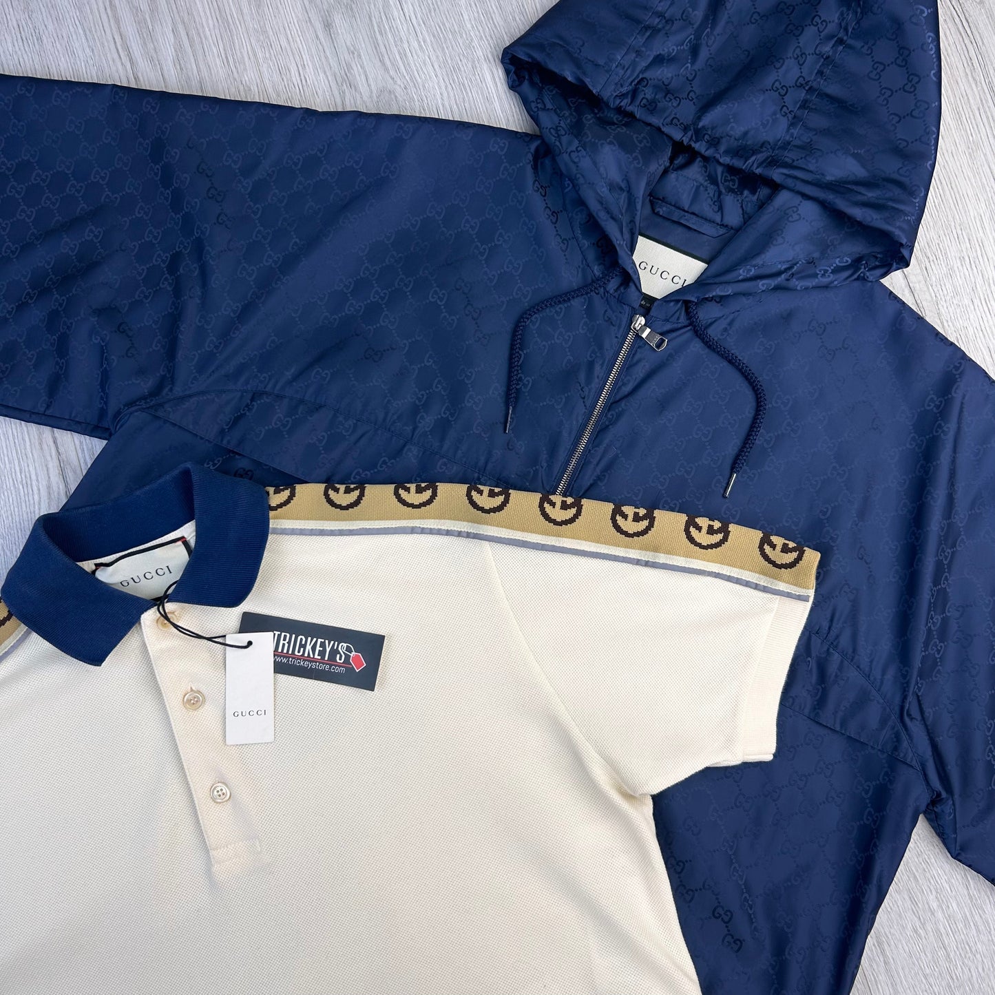Gucci Men’s Beige Polo With Interlocking G Stripe - Large