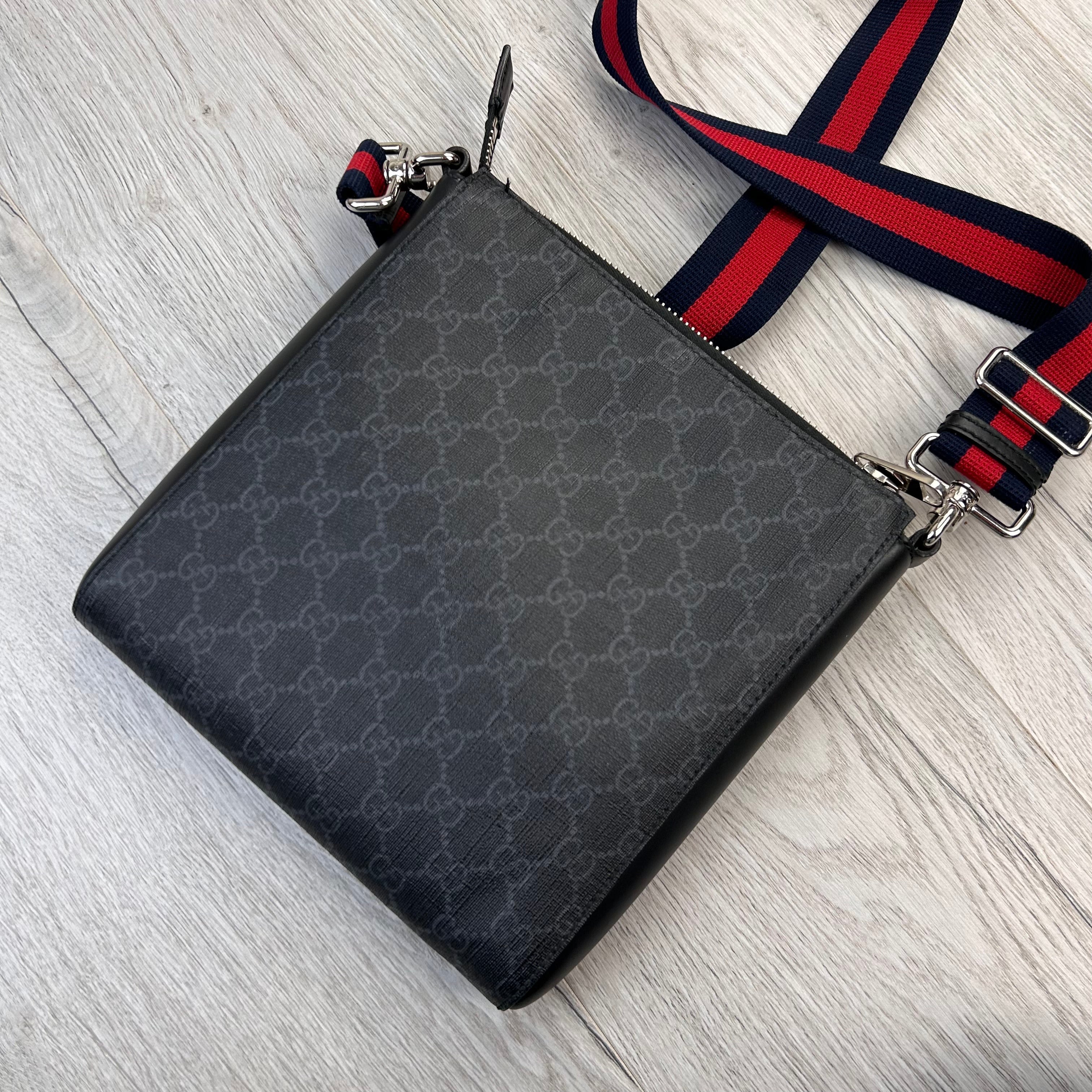 Gucci Messenger Men’s GG Black Small Side Big