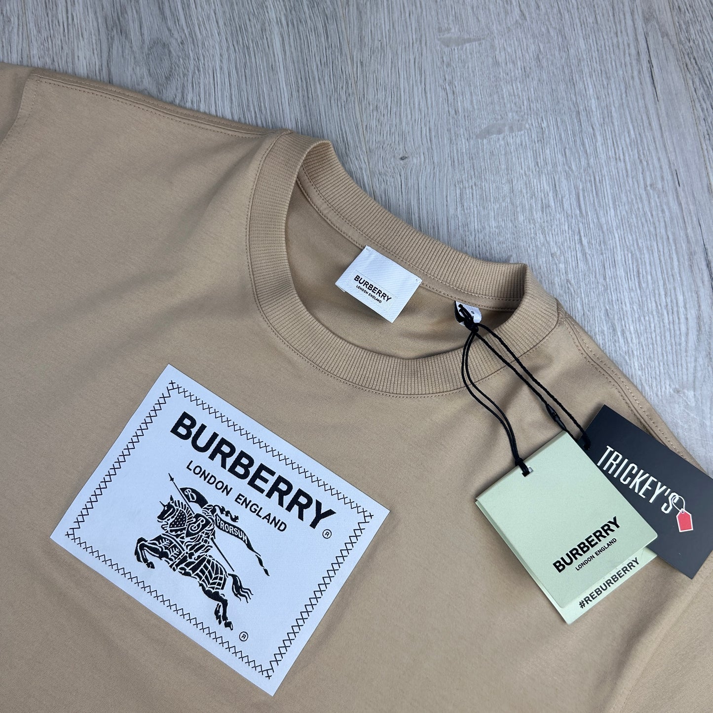 Burberry Men’s Beige Equestrian Knight T-shirt