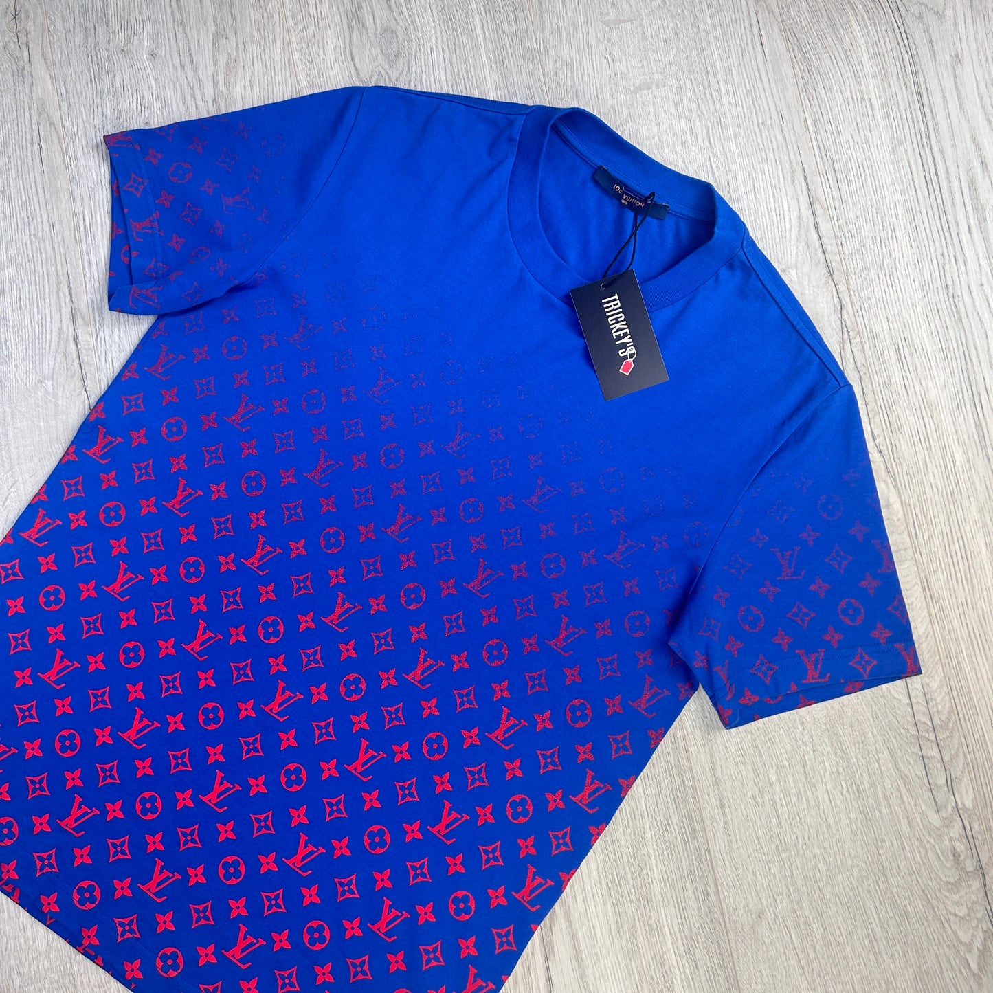 Louis Vuitton Men’s Blue & Red Gradient T-shirt - Large