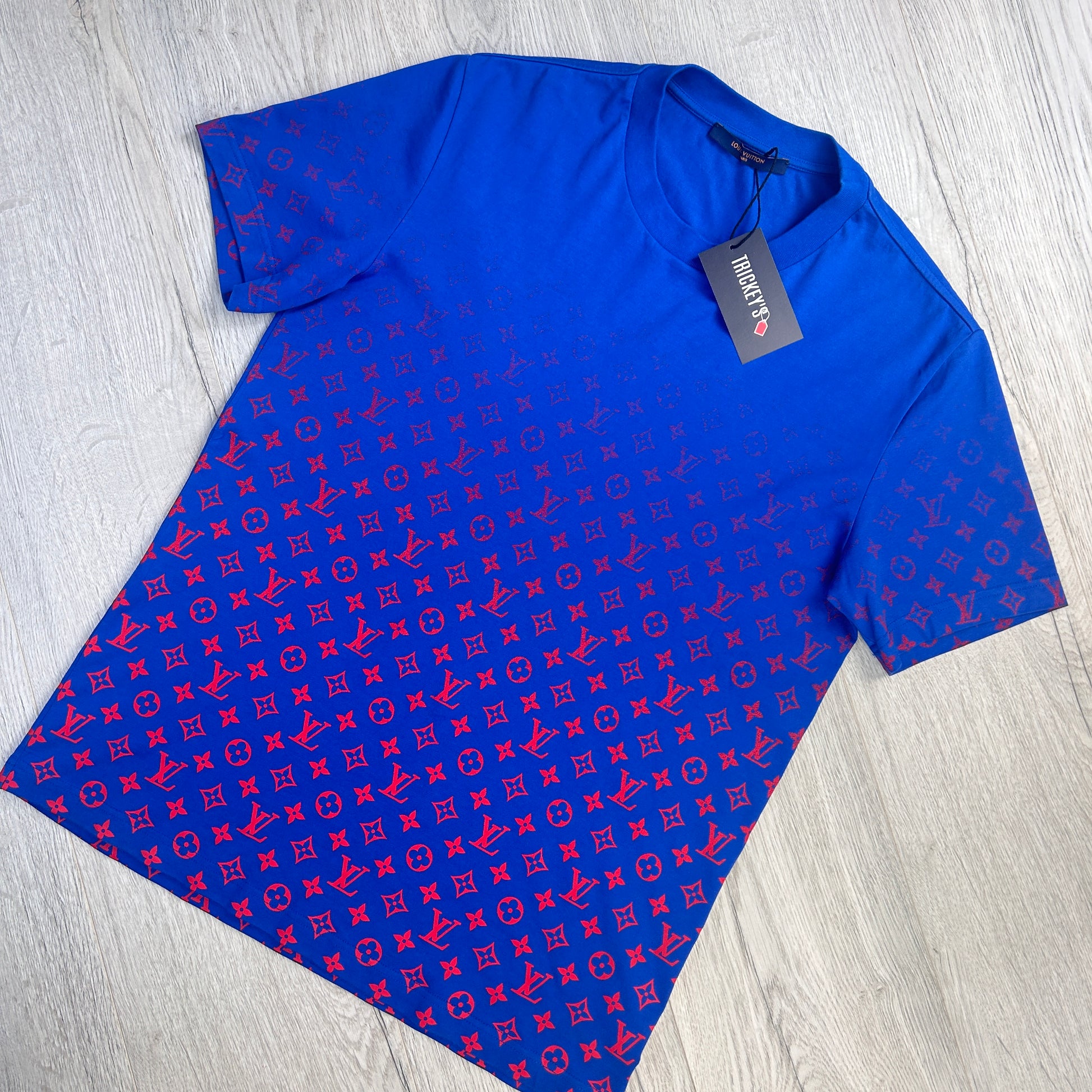 Louis Vuitton Men's Blue & Red Gradient T-shirt - Medium – Trickey