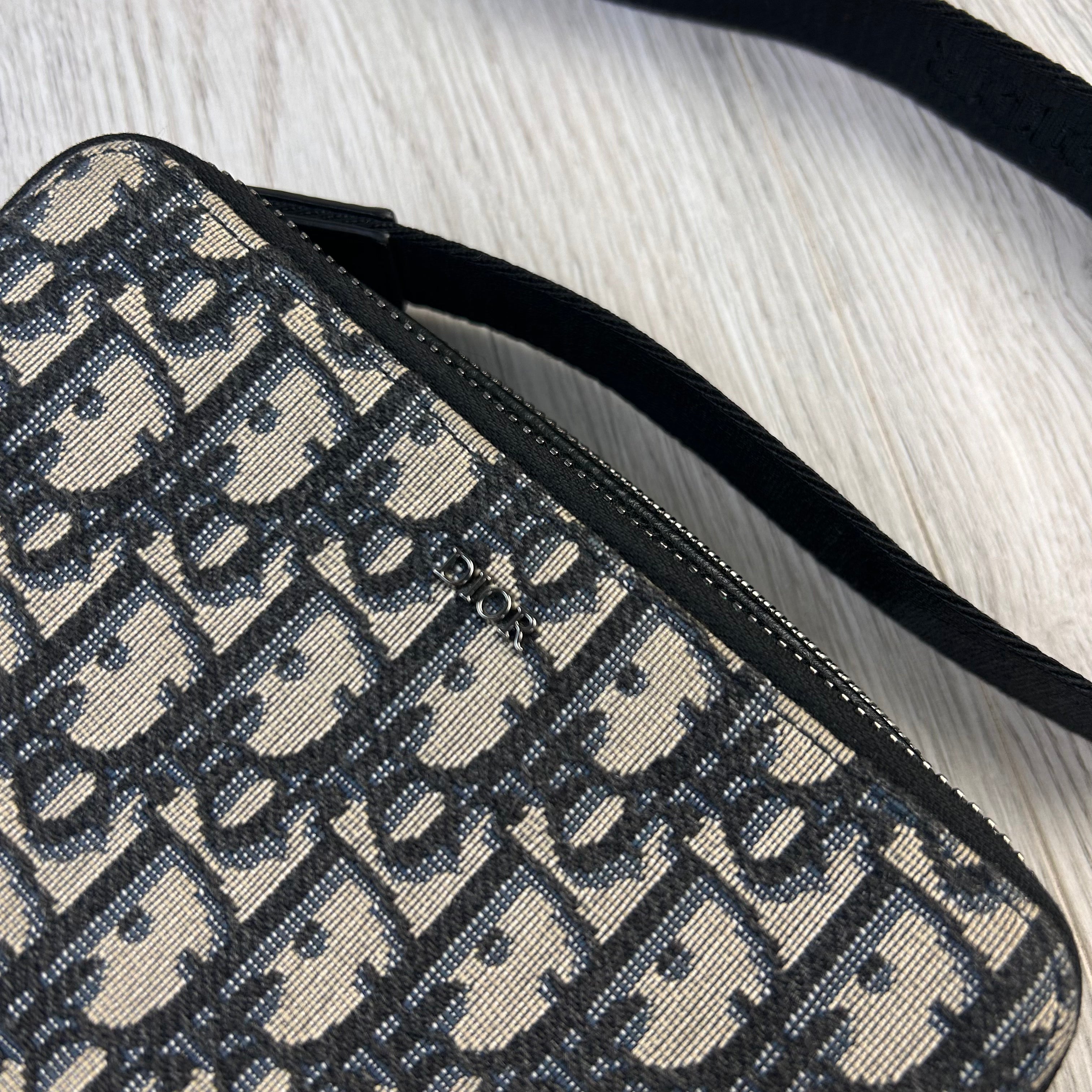 Dior Zipped Pouch With Shoulder Strap Bag