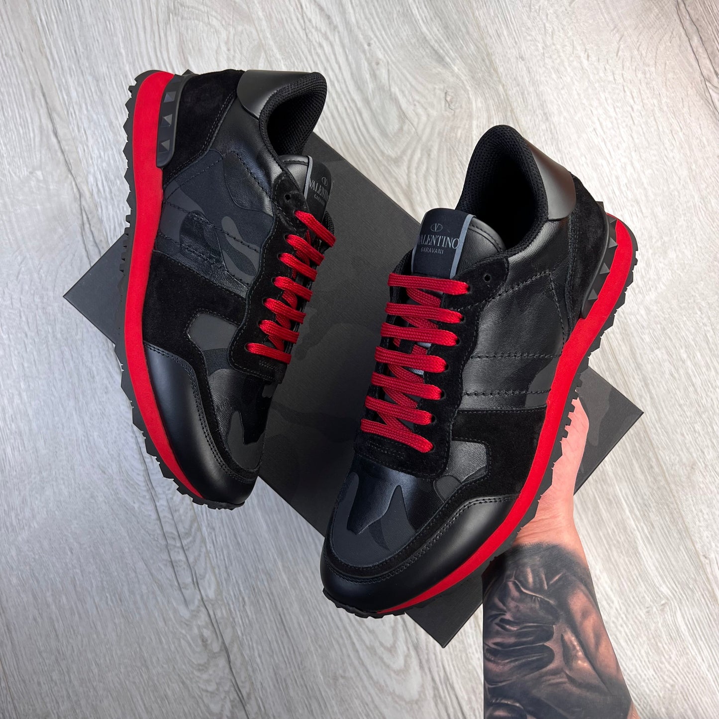 Black and red valentinos Clearance