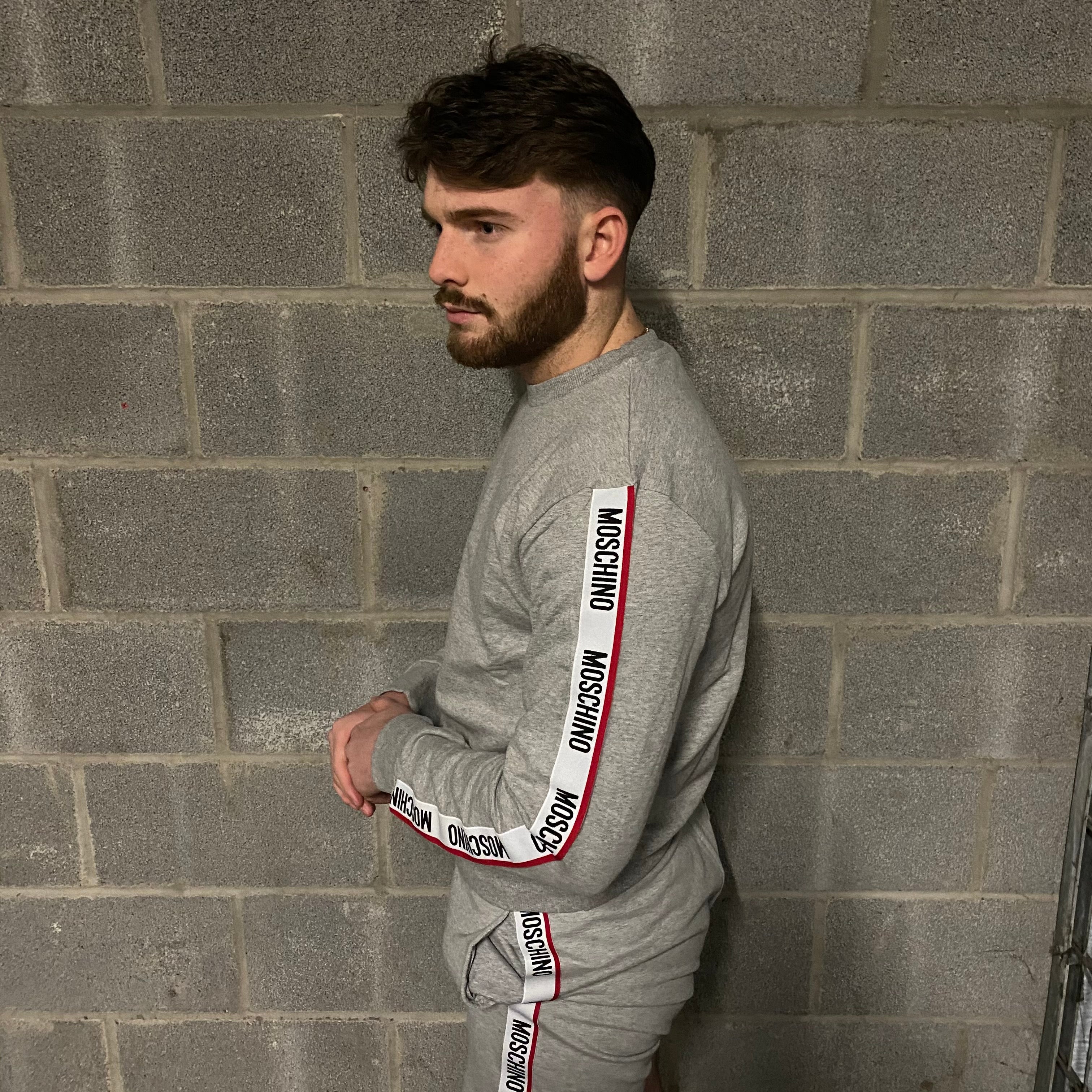 Moschino men’s grey crewneck jumper