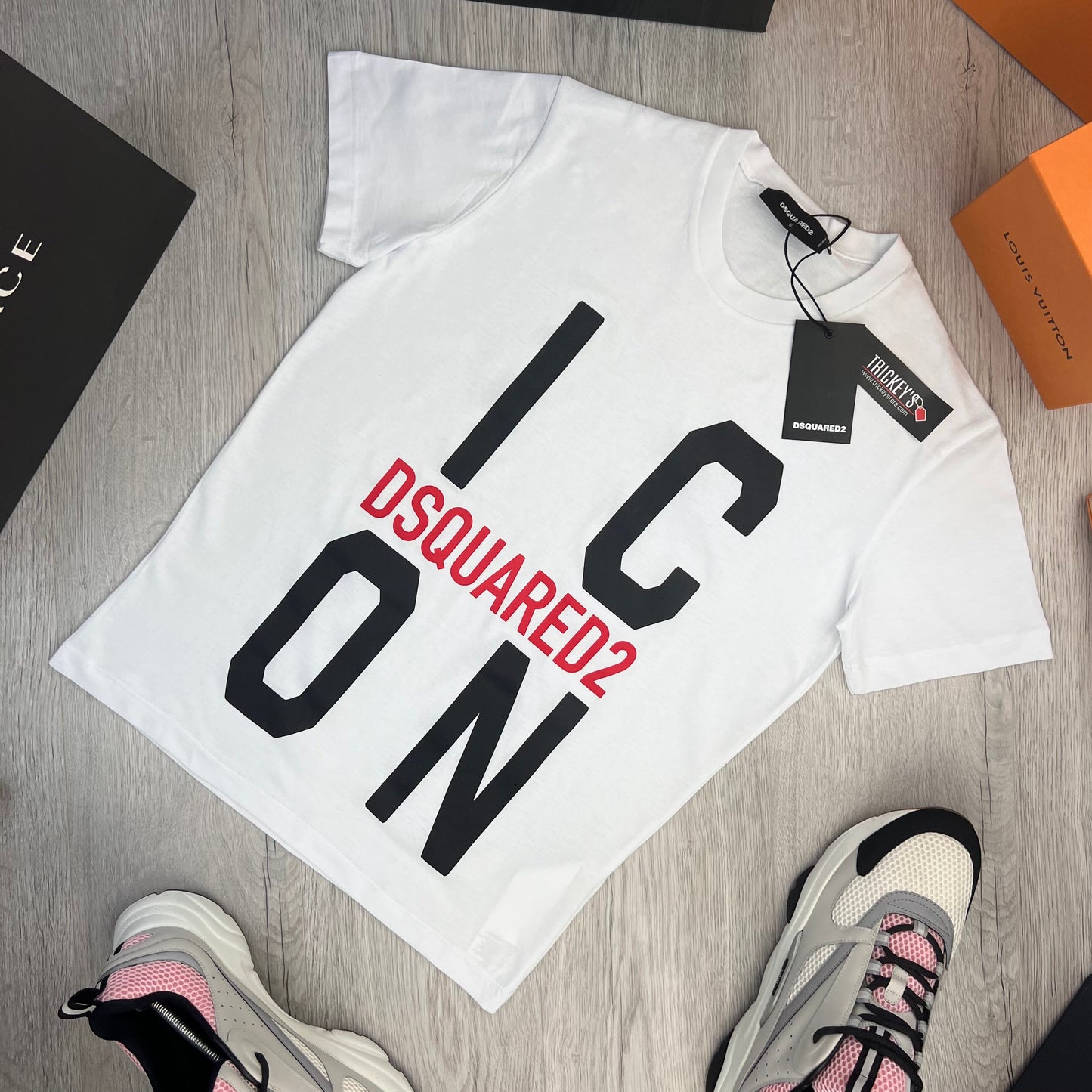 Dsquared2 Men’s White T-shirt ‘ICON’ Logo