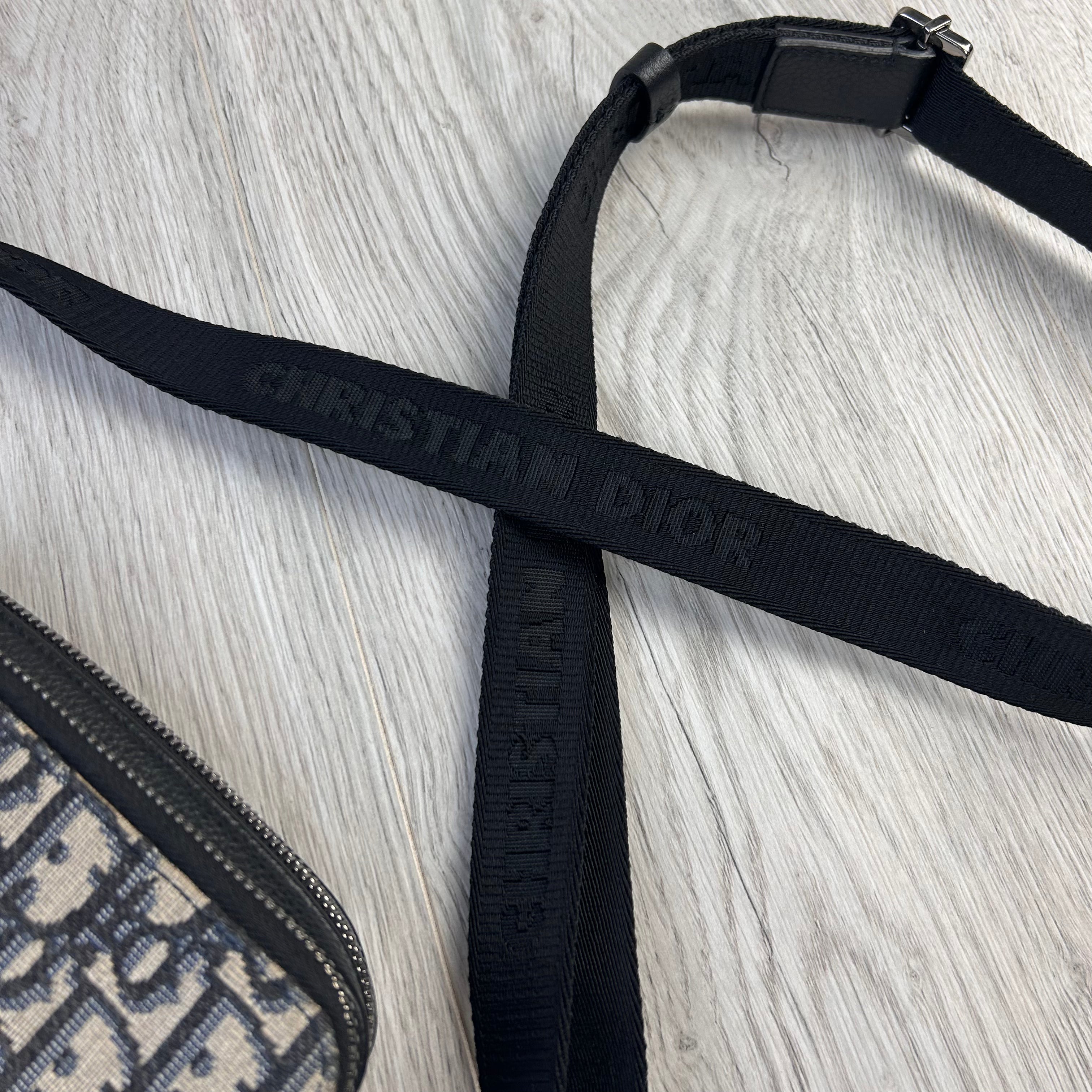 Dior Zipped Pouch With Shoulder Strap Bag