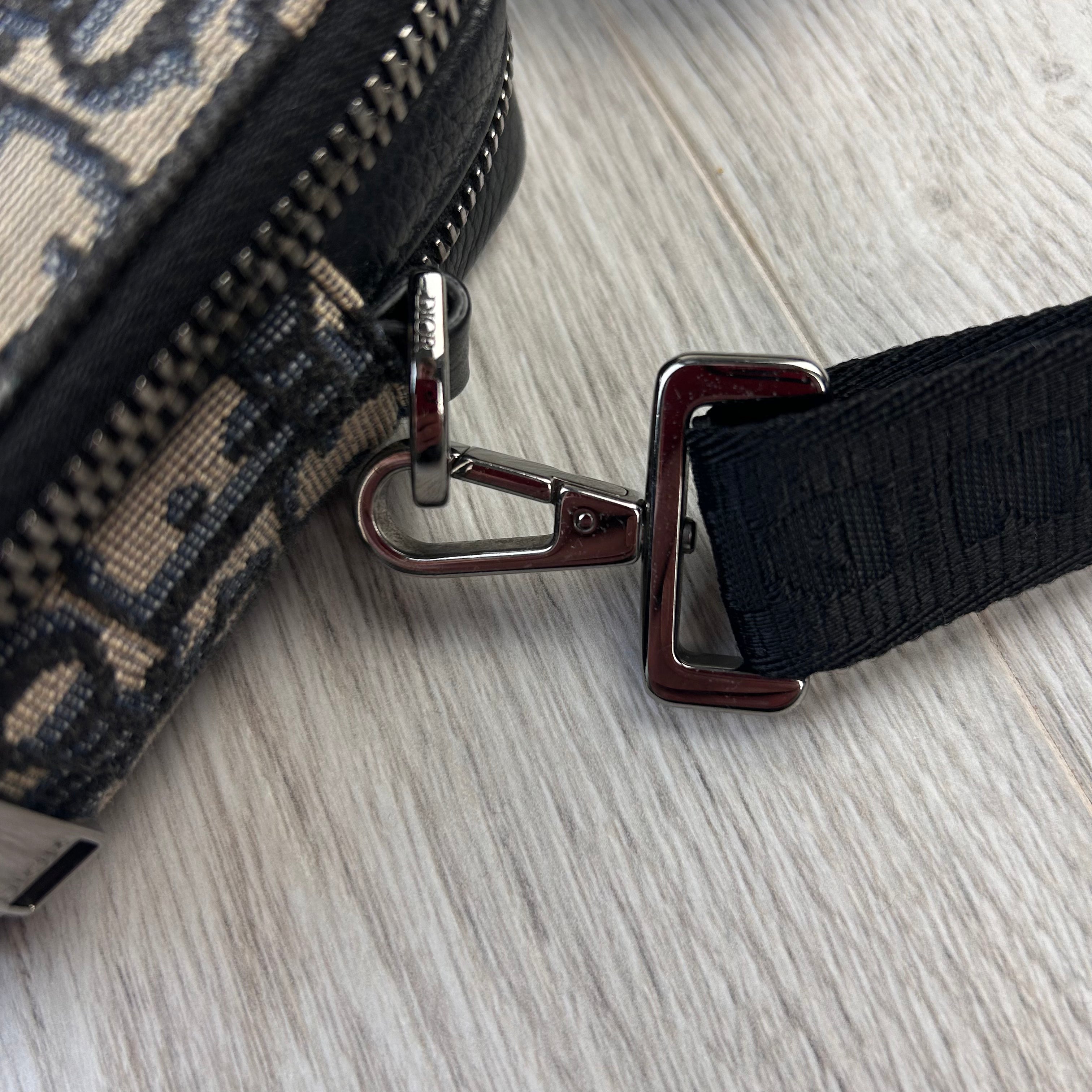 Dior Zipped Pouch With Shoulder Strap Bag